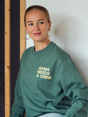 Sweatshirt - Mama needs a...